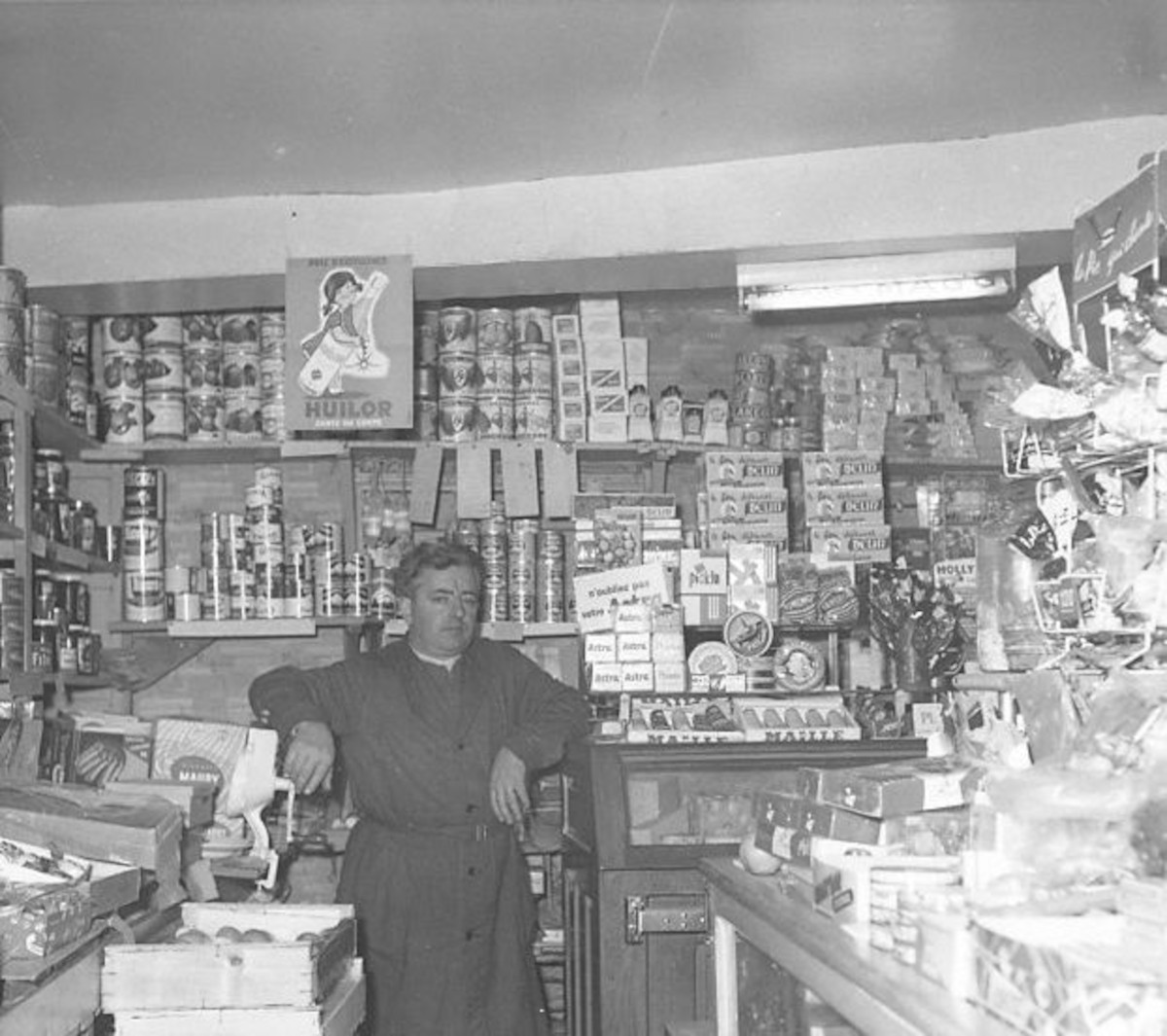 epicerie_bessous_1961-10-07.jpg